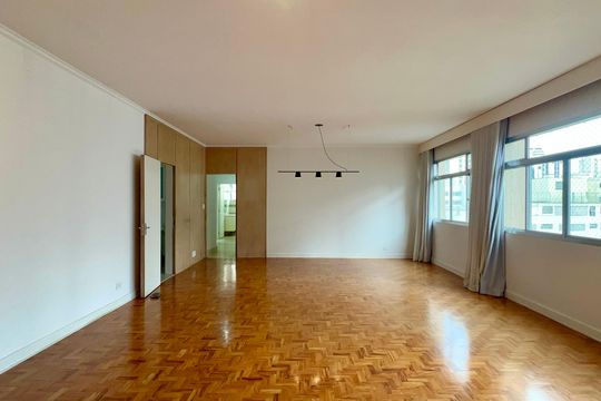 Apartamento à venda com 3 quartos, 157m² em Cerqueira César, São Paulo