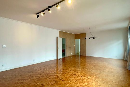 Sala de apartamento à venda com 3 quartos, 157m² em Cerqueira César, São Paulo