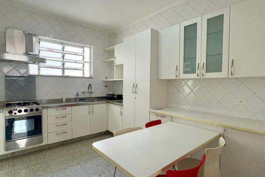Cozinha de apartamento à venda com 3 quartos, 157m² em Cerqueira César, São Paulo