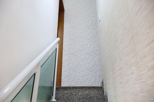 Corredor de casa à venda com 1 quarto, 120m² em Vila Ivone, São Paulo