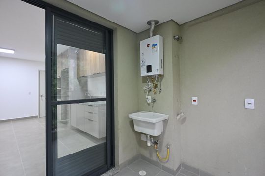 Área de Serviço  de apartamento à venda com 2 quartos, 61m² em Vila Progredior, São Paulo