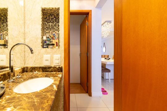 Banheiro de apartamento para alugar com 2 quartos, 55m² em Vila Parque Jabaquara, São Paulo