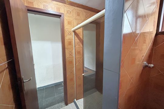 Banheiro de casa para alugar com 2 quartos, 65m² em Cachambi, Rio de Janeiro