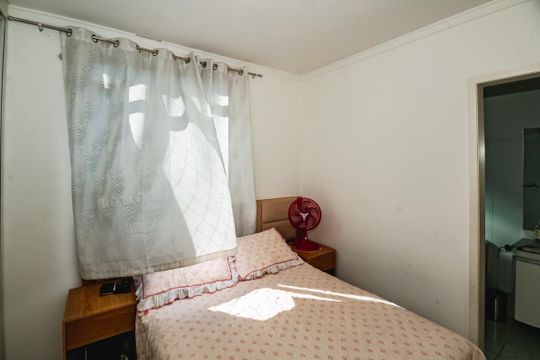 Suíte de apartamento à venda com 2 quartos, 112m² em Serrano, Belo Horizonte
