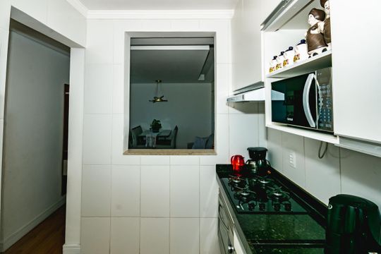 Cozinha de apartamento à venda com 2 quartos, 112m² em Serrano, Belo Horizonte
