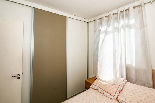 Quarto 1 de apartamento à venda com 2 quartos, 112m² em Serrano, Belo Horizonte
