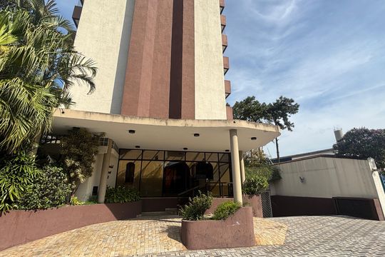 Fachada de apartamento à venda com 3 quartos, 140m² em Vila Alzira, Santo André