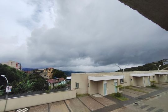 Casa de Condomínio à venda com 2 quartos, 80m² em Bosque do Jambreiro, Nova Lima