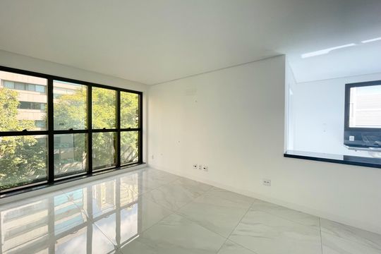 Apartamento à venda com 3 quartos, 106m² em Funcionários, Belo Horizonte