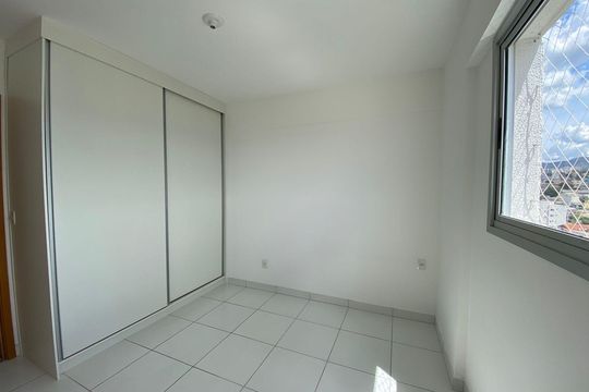 Apartamento à venda com 3 quartos, 74m² em Estrela do Oriente, Belo Horizonte