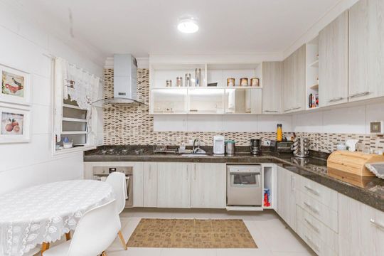 Cozinha de casa à venda com 3 quartos, 150m² em Vila Gumercindo, São Paulo