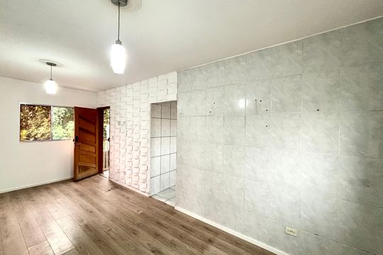 Cozinha/Sala de casa para alugar com 3 quartos, 100m² em Jardim Dayse, Ferraz de Vasconcelos