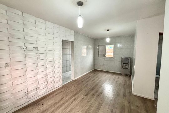 Casa para alugar com 3 quartos, 100m² em Jardim Dayse, Ferraz de Vasconcelos