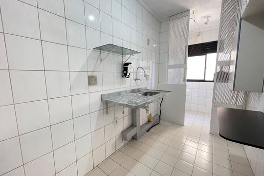 Cozinha  de apartamento à venda com 2 quartos, 65m² em Jardim Celeste, São Paulo