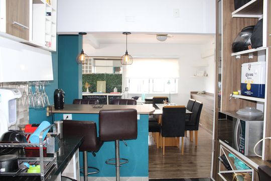 Cozinha de apartamento à venda com 1 quarto, 70m² em Vila Monumento, São Paulo