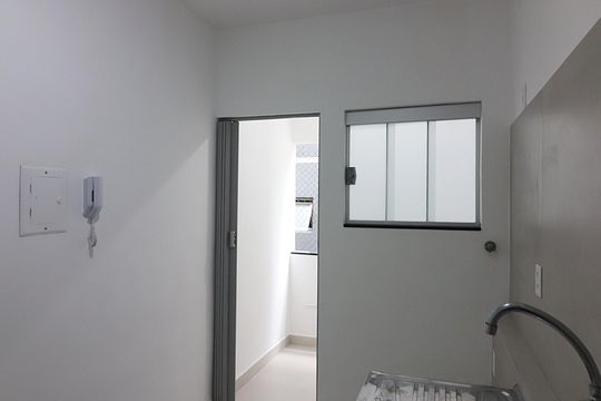 Cozinha  de apartamento para alugar com 1 quarto, 48m² em Vila Santa Luzia, São Bernardo do Campo