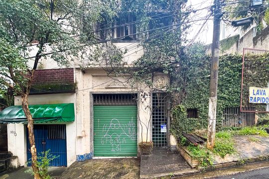 Fachada de casa para alugar com 1 quarto, 100m² em Sumaré, São Paulo