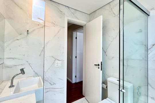 Apartamento para alugar com 3 quartos, 130m² em Santo Agostinho, Belo Horizonte