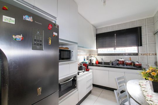 Cozinha de casa à venda com 2 quartos, 70m² em Jardim Chapadão, Campinas