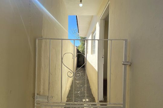 Área externa de casa para alugar com 1 quarto, 115m² em Conceição, Osasco