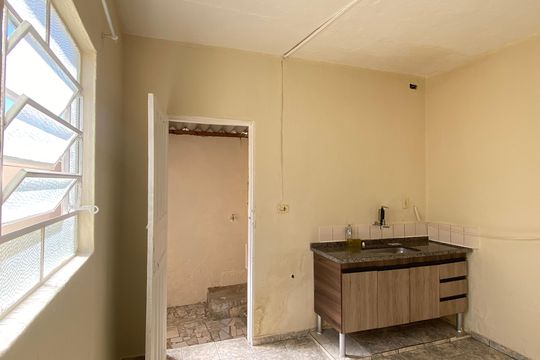 Cozinha de casa para alugar com 1 quarto, 115m² em Conceição, Osasco