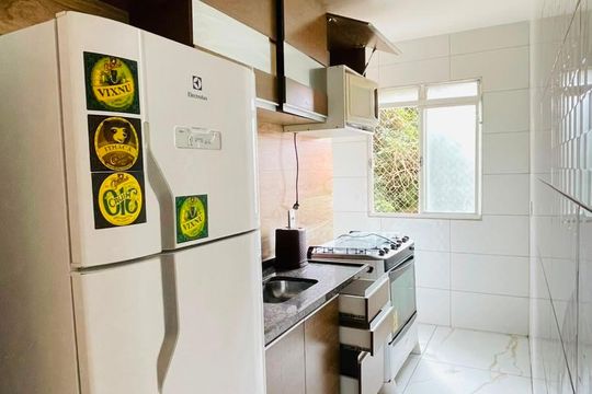 Cozinha de apartamento para alugar com 2 quartos, 50m² em Jardim Arco-íris, Cotia