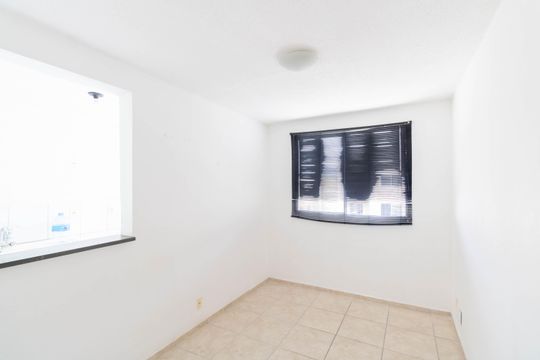 Apartamento para alugar com 2 quartos, 45m² em Guaratiba, Rio de Janeiro