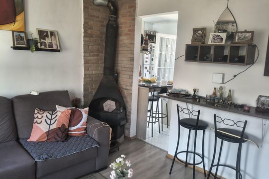 Sala de casa à venda com 3 quartos, 65m² em Jardim Carvalho, Porto Alegre