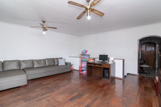 Sala de casa à venda com 4 quartos, 330m² em Vila Buenos Aires, São Paulo