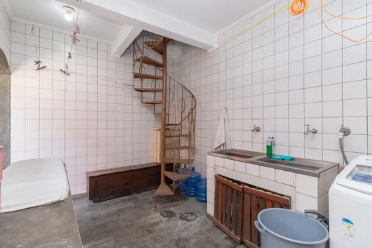 Área de Serviço de casa à venda com 4 quartos, 330m² em Vila Buenos Aires, São Paulo