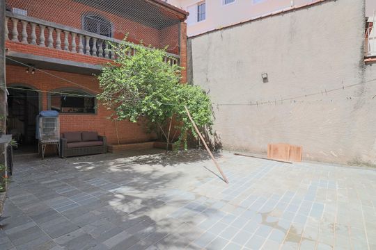 Quintal de casa à venda com 4 quartos, 330m² em Vila Buenos Aires, São Paulo