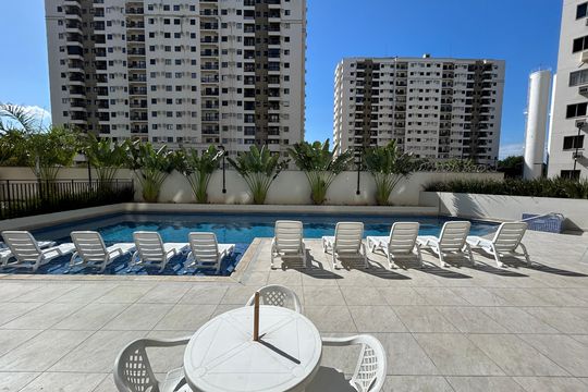 Área comum - Piscina de apartamento para alugar com 2 quartos, 47m² em Del Castilho, Rio de Janeiro