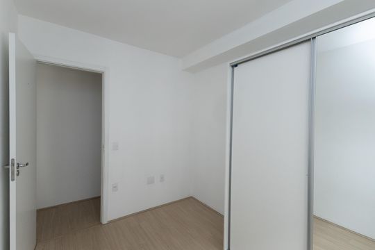Quarto 1 de apartamento para alugar com 2 quartos, 50m² em Vila Guilherme, São Paulo