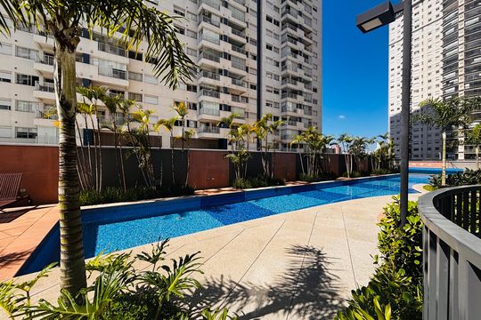 Área comum - Piscina de apartamento para alugar com 2 quartos, 52m² em Alphaville Empresarial, Barueri