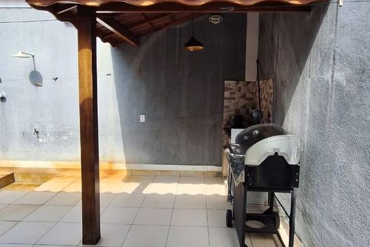 Quintal de casa para alugar com 3 quartos, 100m² em Centro, Duque de Caxias