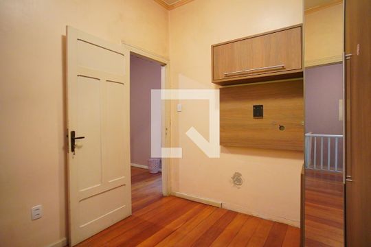 Casa à venda com 4 quartos, 125m² em Rio Branco, Porto Alegre