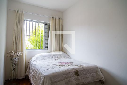 Casa à venda com 2 quartos, 65m² em Jardim Oriental, São Paulo