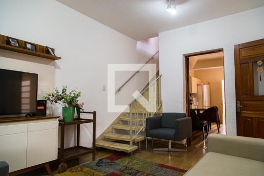 Casa à venda com 2 quartos, 65m² em Jardim Oriental, São Paulo