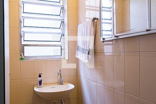 Casa à venda com 2 quartos, 65m² em Jardim Oriental, São Paulo