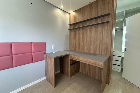 Quarto 2 de apartamento à venda com 2 quartos, 44m² em Jardim Tupanci, Barueri
