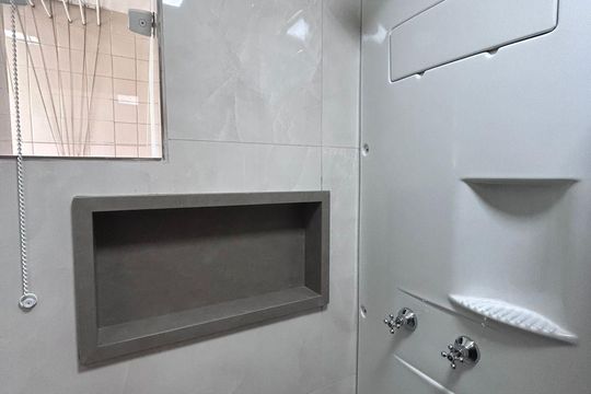 Banheiro Social de apartamento à venda com 3 quartos, 69m² em Vila Constança, São Paulo