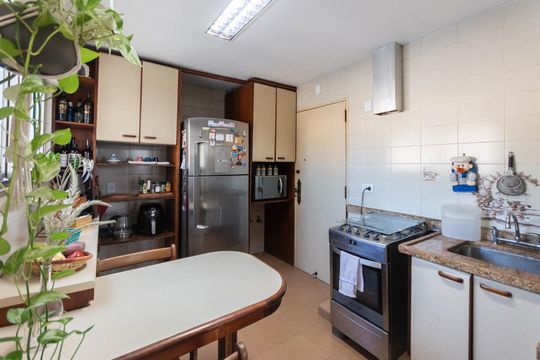 Cozinha de apartamento à venda com 3 quartos, 94m² em Tijuca, Rio de Janeiro