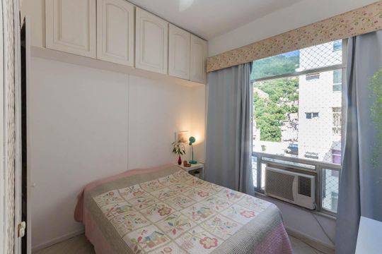 Quarto 1 de apartamento à venda com 3 quartos, 94m² em Tijuca, Rio de Janeiro