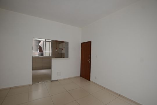 Sala de apartamento para alugar com 2 quartos, 60m² em Vila Valqueire, Rio de Janeiro