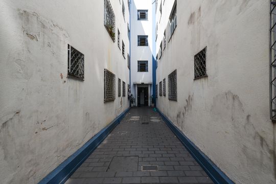 Entrada de apartamento para alugar com 2 quartos, 45m² em Santa Cruz, Belo Horizonte