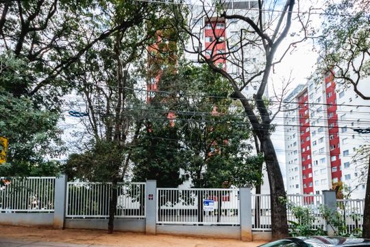 Fachada de apartamento para alugar com 2 quartos, 57m² em Rio Branco, Belo Horizonte