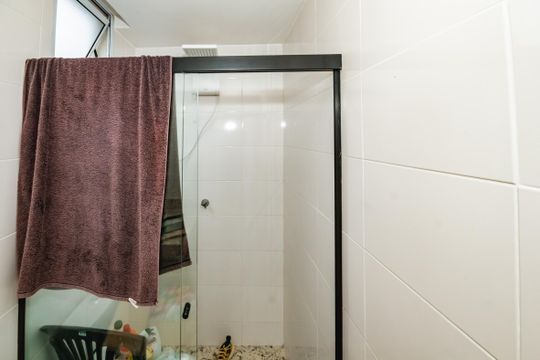 Banheiro da Suíte de apartamento para alugar com 2 quartos, 57m² em Rio Branco, Belo Horizonte