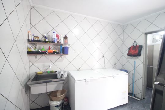 Área de Serviço de casa à venda com 4 quartos, 220m² em Vila do Castelo, São Paulo