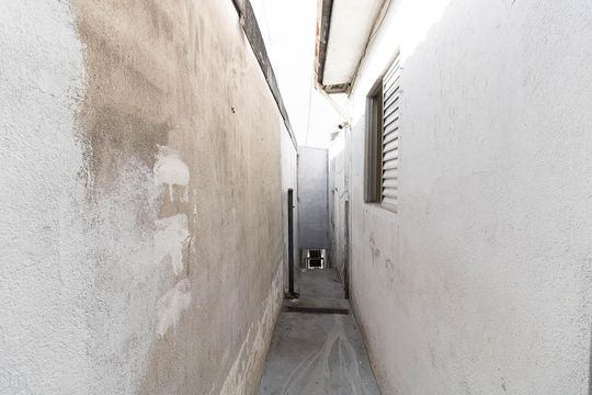 Entrada de casa para alugar com 1 quarto, 25m² em Jardim Maria Estela, São Paulo