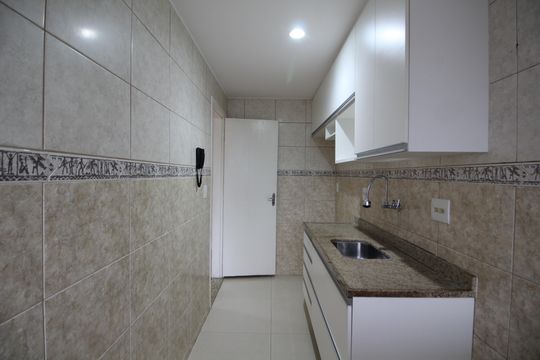 Cozinha de apartamento à venda com 2 quartos, 64m² em Freguesia (jacarepaguá), Rio de Janeiro